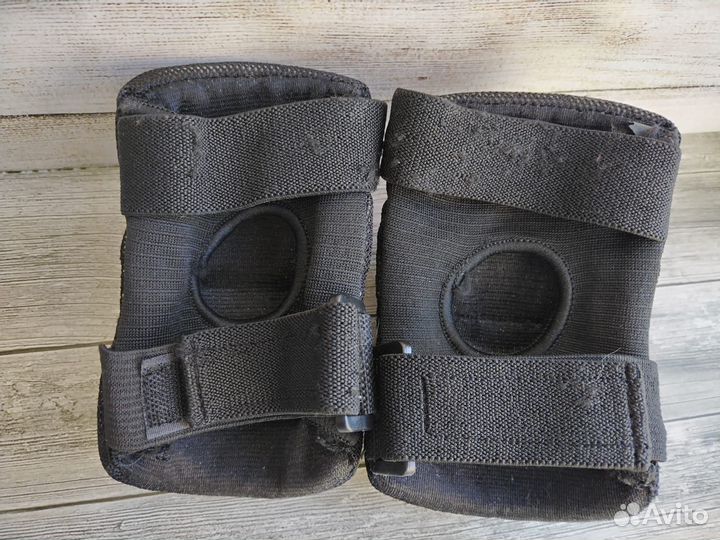 Спортивная защита Reaction на локти и запястья S