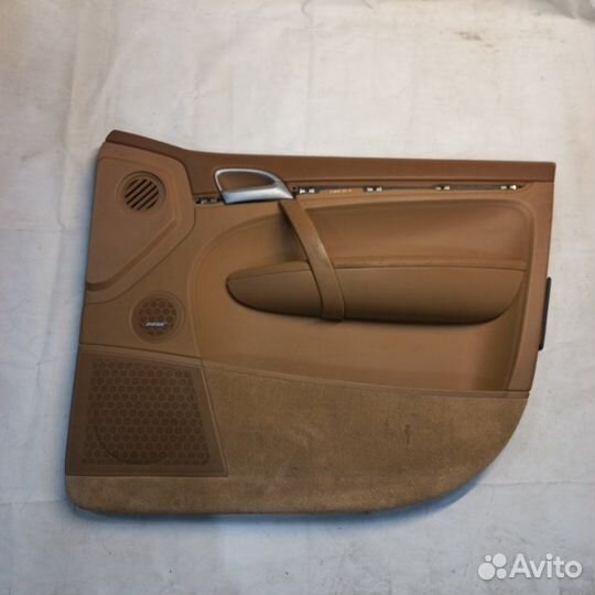 Обшивка двери передняя правая Porsche Cayenne 955