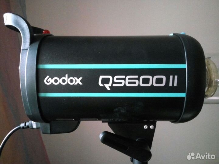 Студийный импульсный свет Godox QS600 II