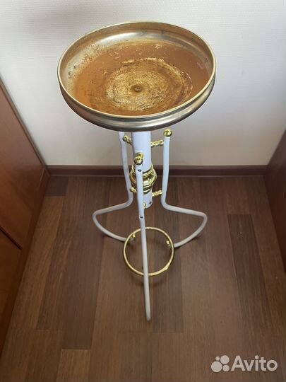 Поставка (стрйка) для цветов