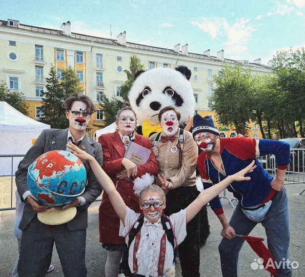 Клоунада и пантомима