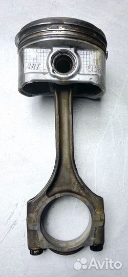 Шатун с поршнем Тойота Камри