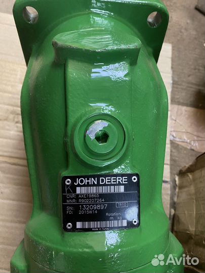 Джон Дир AXE19865 гидромотор 8300 John Deere
