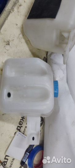 Бачок омывателя ваз 2190