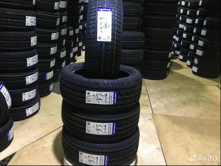Windforce Snowblazer UHP 275/45 R20 110V