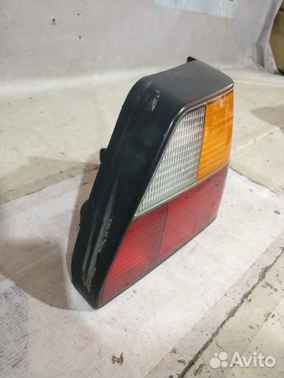 Volkswagen Golf 2 Фонарь Правый 16652