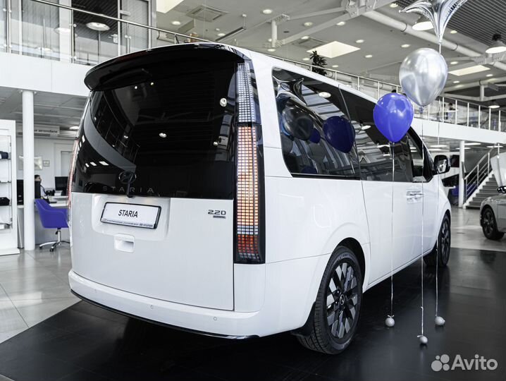 Hyundai Staria, 2022