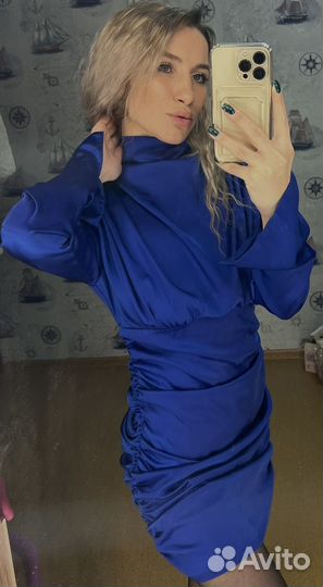 Вечернее платье