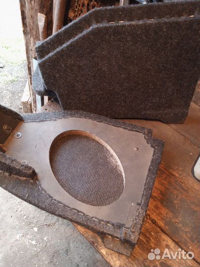 Полка багажника нива