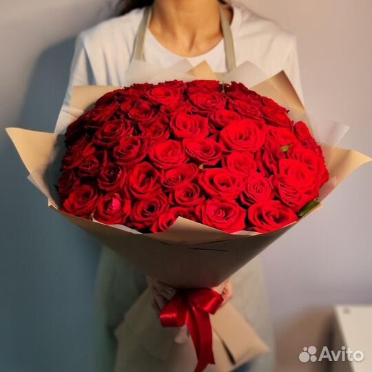 Красные розы 51 шт, 50 см