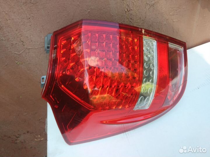 Фонарь задний левый Kia ceed универсал 10-12г ориг