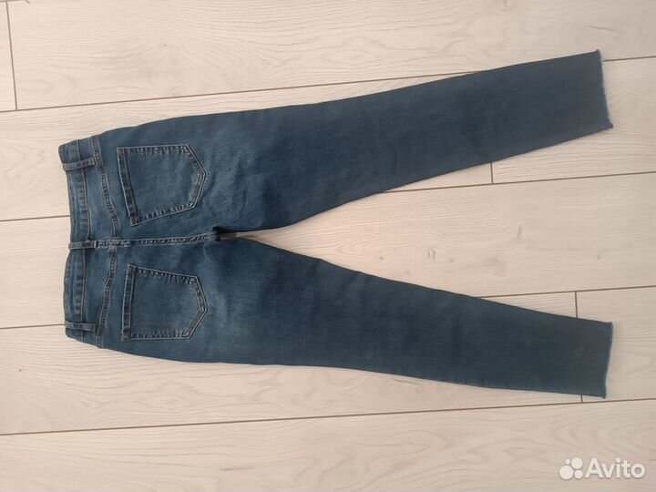 Джинсы