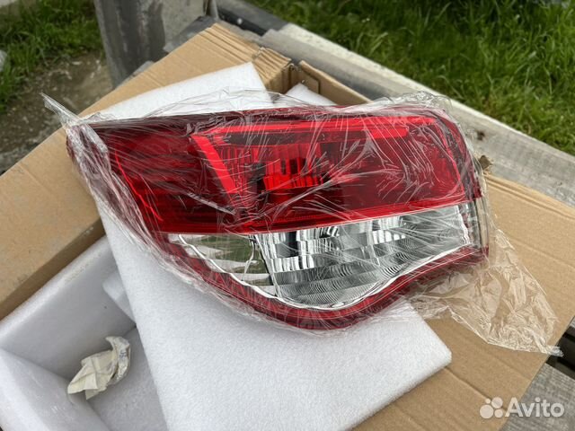 Фонарь задний Nissan Almera g15 левый