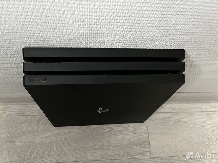 Sony PS4 pro 1tb