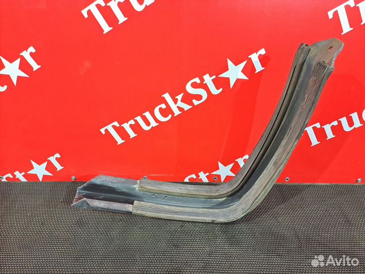 Кронштейн топливного бака