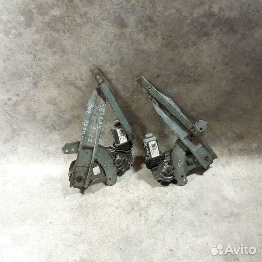 Стеклоподьемник задний Ниссан Ноте