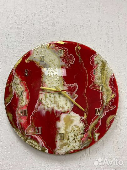 Часы настенные из эпоксидной смолы