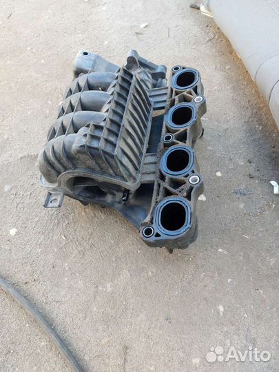 Коллектор впускной. Mitsubishi Colt Z30