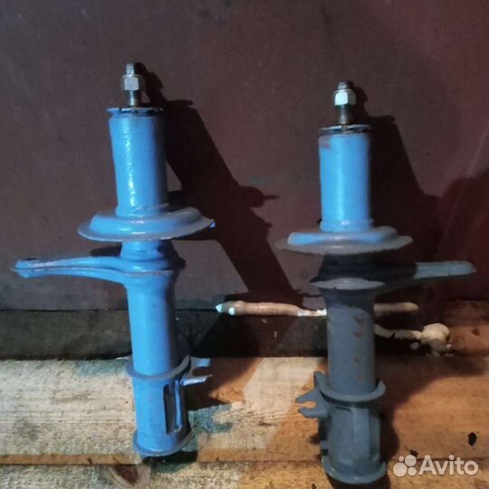 Стойки передней подвески