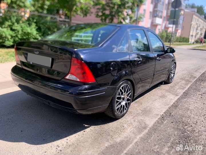 Ford Focus 2.0 AT, 2000, 230 000 км