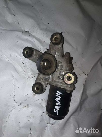 Моторчик трапеции дворников Nissan sunny