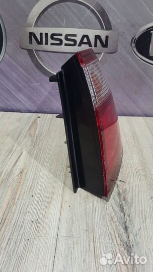 Фонарь задний nissan almera N16 Прав
