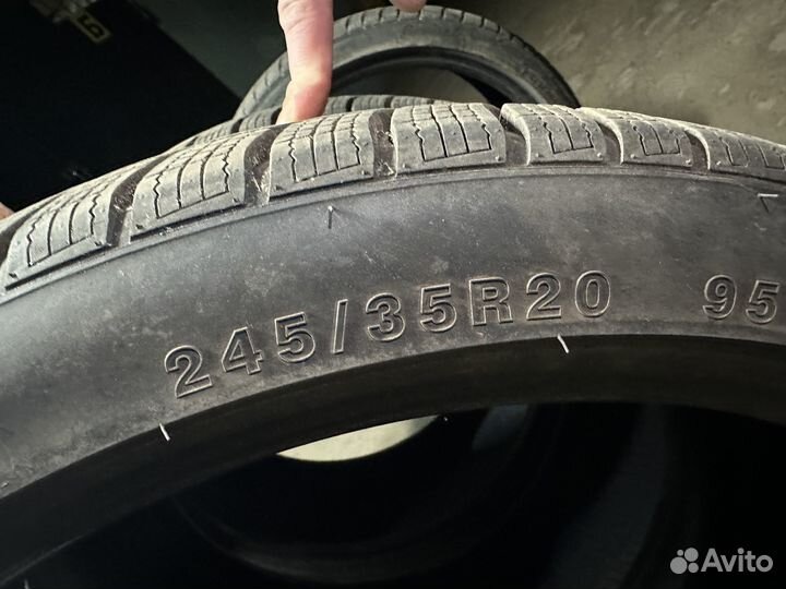 Gripmax SureGrip Pro Winter 245/35 R20 и 275/30 R20 97V