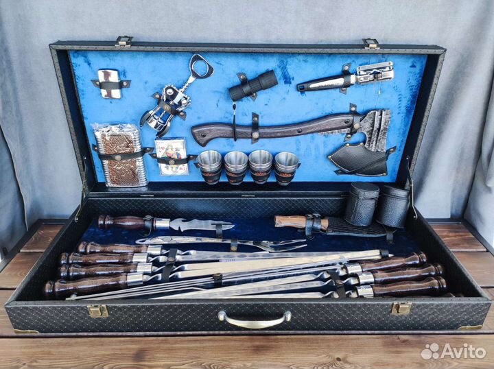 Набор шампуров в кейсах