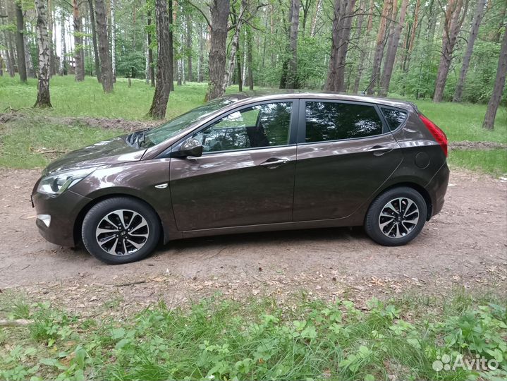 Hyundai Solaris 1.4 AT, 2015, 116 500 км