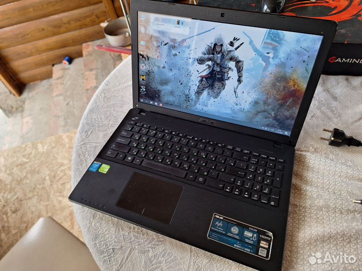 Asus мощный 8гб nvidia 920m 4 ядра