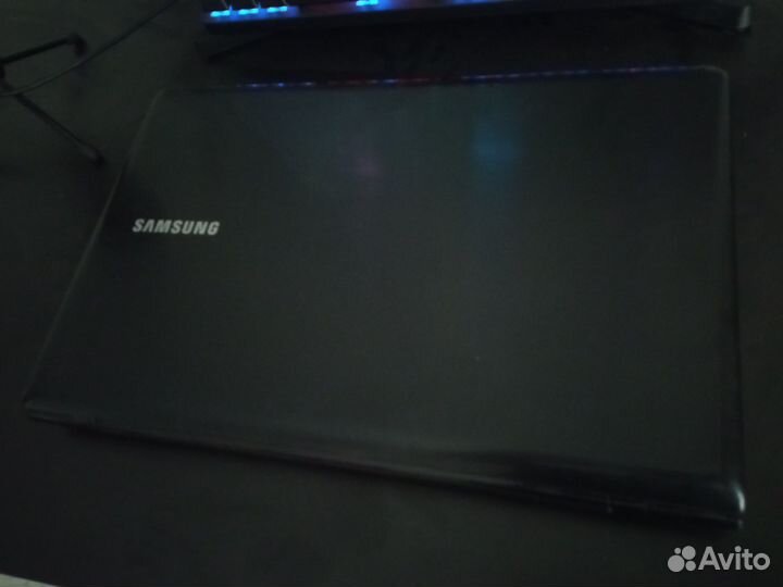 Ноутбук Samsung NP355E5X-S01