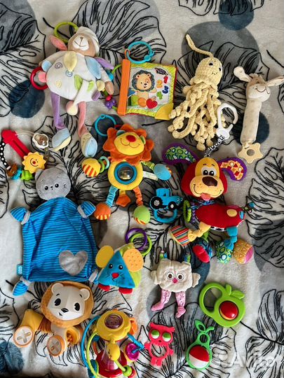 Развивающие игрушки для малышей