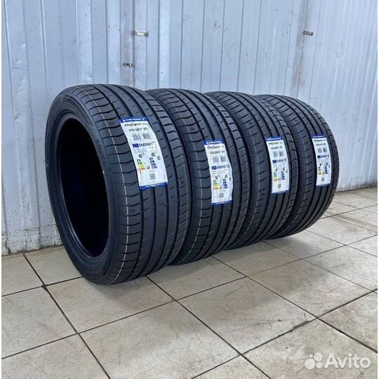 Triangle EffeXSport TH202 245/40 R20