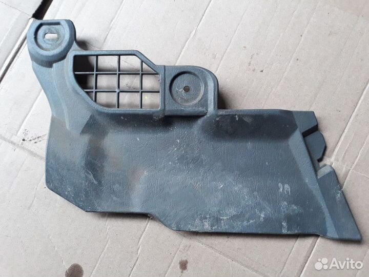 Накладка (разное ) Kia Spectra 2001-2011 2001-2011