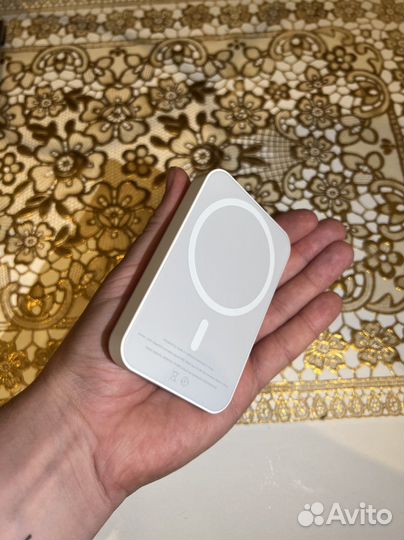 Apple magsafe battery pack