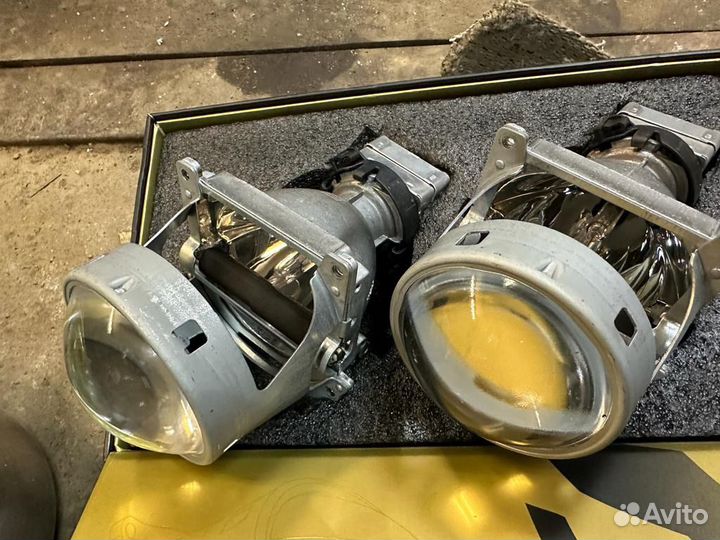 Линзы Hella, Mersedes w212,203