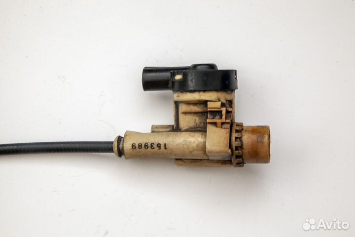 Тросик кикдауна w201 190 Mercedes