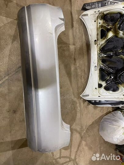 Бампер задний поло б/у оригинал под ремонт