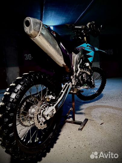 Kawasaki kx450f кроссовый мотоцикл