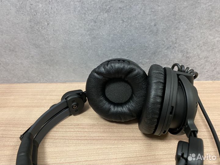 Sennheiser HD 26 Pro 505691-u1