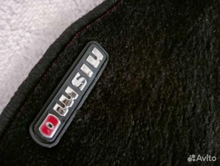 Автомобильные коврики ворсовые