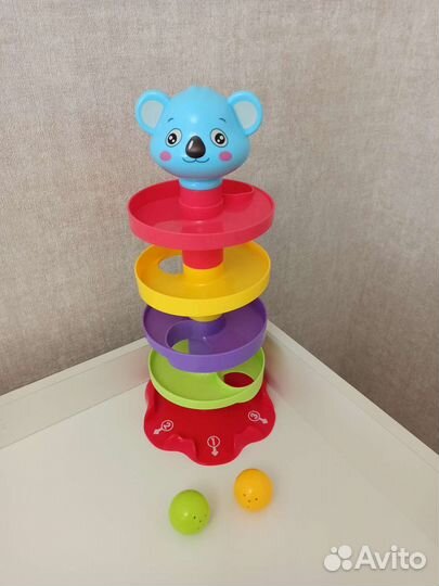 Пирамидка и башня-лабиринт