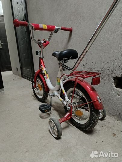 Велосипед детский, радиус 12