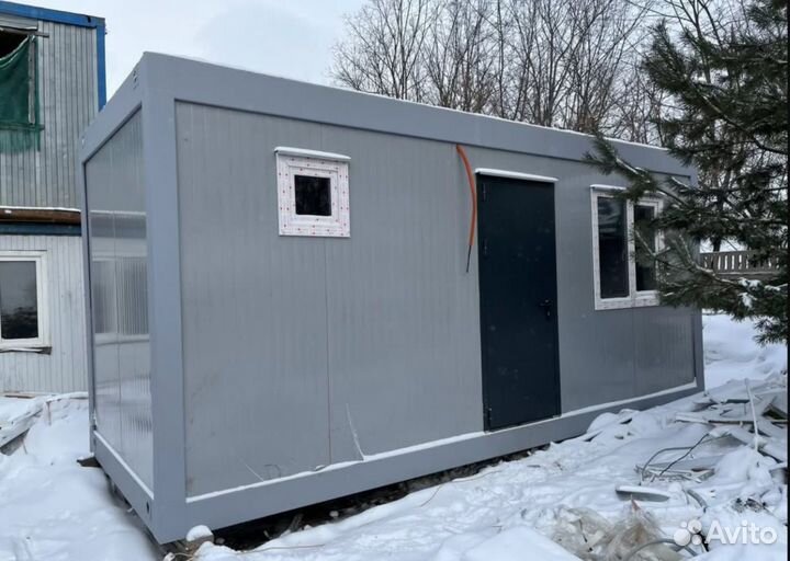 Продаем бытовки бу с окнами