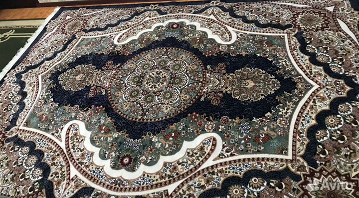 Ковер новый