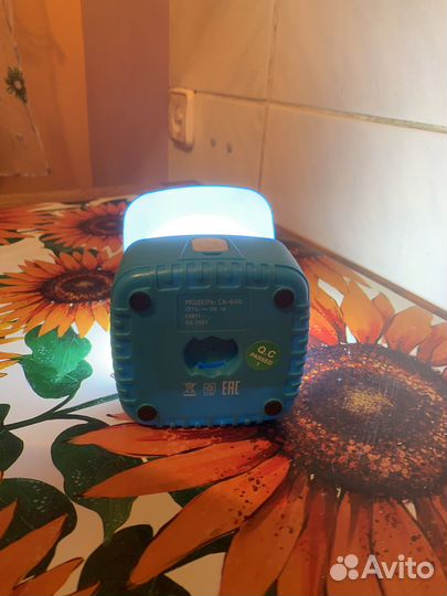 Кемпинговый фонарь светодиодный аккумуляторный