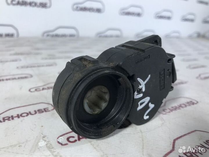 Моторчик заслонки печки Peugeot 308 1.6 EP6 2009