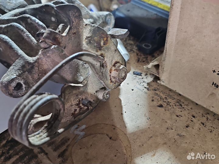 Суппорта задние для Volkswagen Passat B5