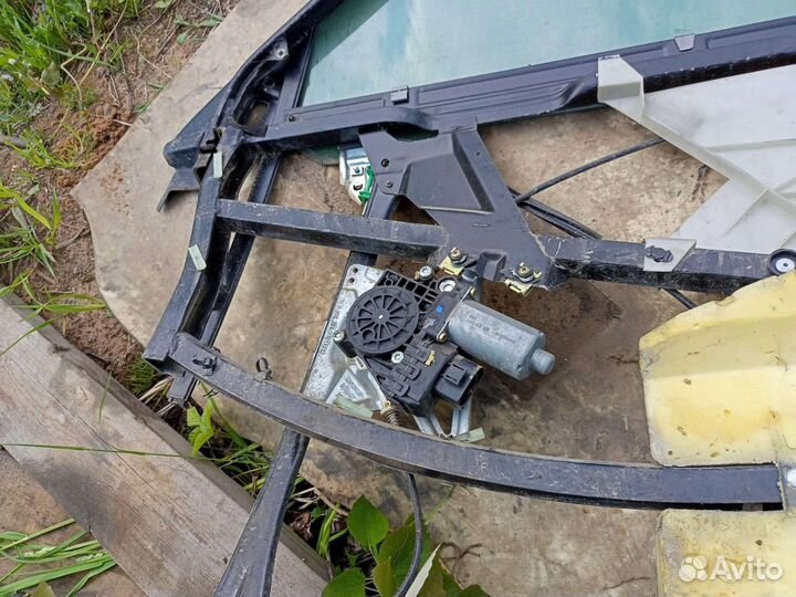 Стекла с рамами