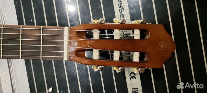 Yamaha c40